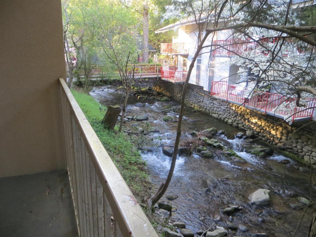 Terrace Inn On The Water Gatlinburg Zimmer foto